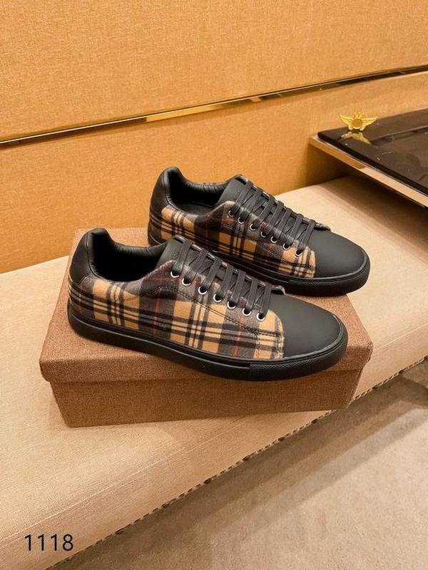 Burberry Men's Shoes 449